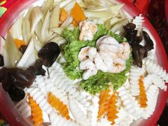 -闯关东东北农家菜(崂山石老人店)