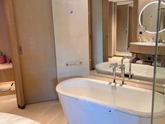 -上海佘山世茂艾美酒店
