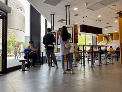-麦当劳(杭州三花国际店)