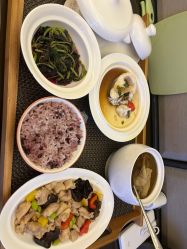 -臻康乃馨月子中心(集美店)