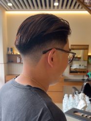 -MARTIN'S BARBER SHOP男士理发馆