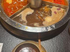 -晓宇重庆火锅(西安荟聚店)