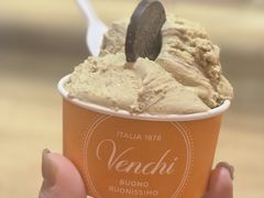 -VENCHI 闻绮(上海佛罗伦萨小镇店)