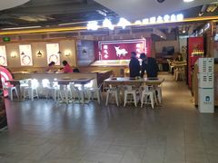 -运气牛自助酱大骨火锅(南京东路店)
