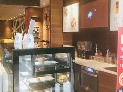 -麦当劳(汉口火车站候车室店)