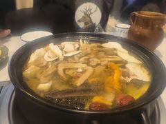 -蘑统田下·野生菌火锅