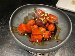 岁粤招牌红烧肉-岁粤Moon·湖景餐厅(月光码头店)