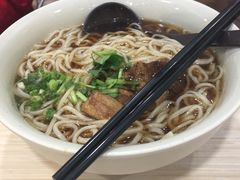 -李先生牛肉面大王(北京站售票厅餐厅)
