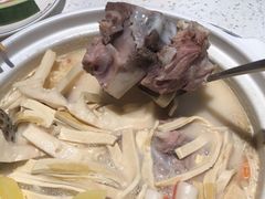 -三人行骨头王火锅(长寿店)