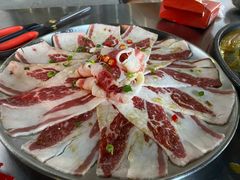 路边招牌烤肥牛-小团团·路边烤牛肉(南岭壹街店)