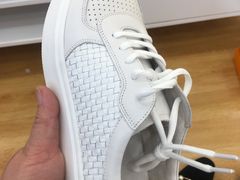 -新华百货商城（新街口物美）-停车场