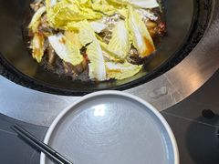 -锅老头海鲜铁锅炖