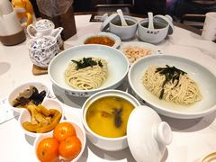 -裕兴记•蟹黄面馆(人民广场店)