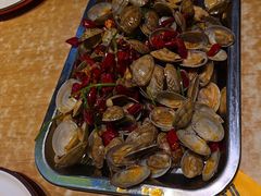 -喝丢一只鞋海鲜烧烤·海肠捞饭(东关街店)