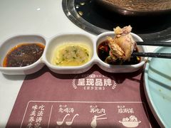 -洪氏嗨捞·猪肚鸡火锅(阳光天地店)