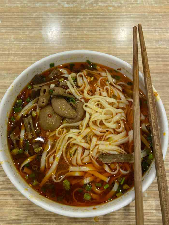 无意中走到这里想吃面了一试激发了儿时的回忆这是