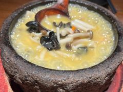 石锅小煮鲜杂菌-敏珠拉姆藏餐·南京厨房(富春江东街店)