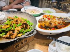 -费大厨辣椒炒肉(万家丽一店)