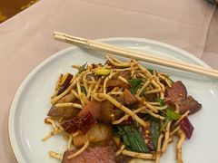 折耳根炒腊肉-贵州大厦贵州厅
