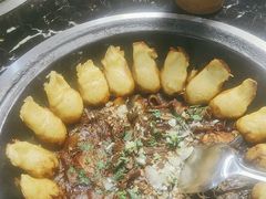 -边江铁锅炖鱼(振八街店)