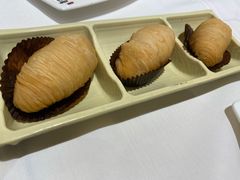 榴莲千丝酥-稻香酒家·34年老字号·港式粤菜(汉街店)