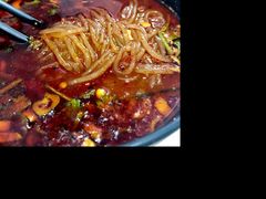-牵人麻辣粉(粉巷店)