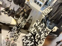 -MICHAEL KORS(杉井奥特莱斯广场店)