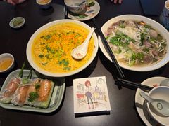 -大头虾越式风味餐厅(光明广场店)