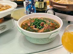 -香山湖家家宴(中山陵店)