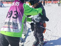 -庙香山滑雪场