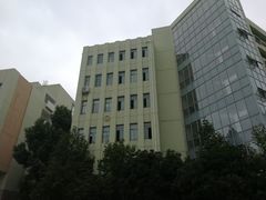 -上海市曹杨职业技术学校