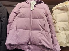 -优衣库(上海金桥国际商业广场店)