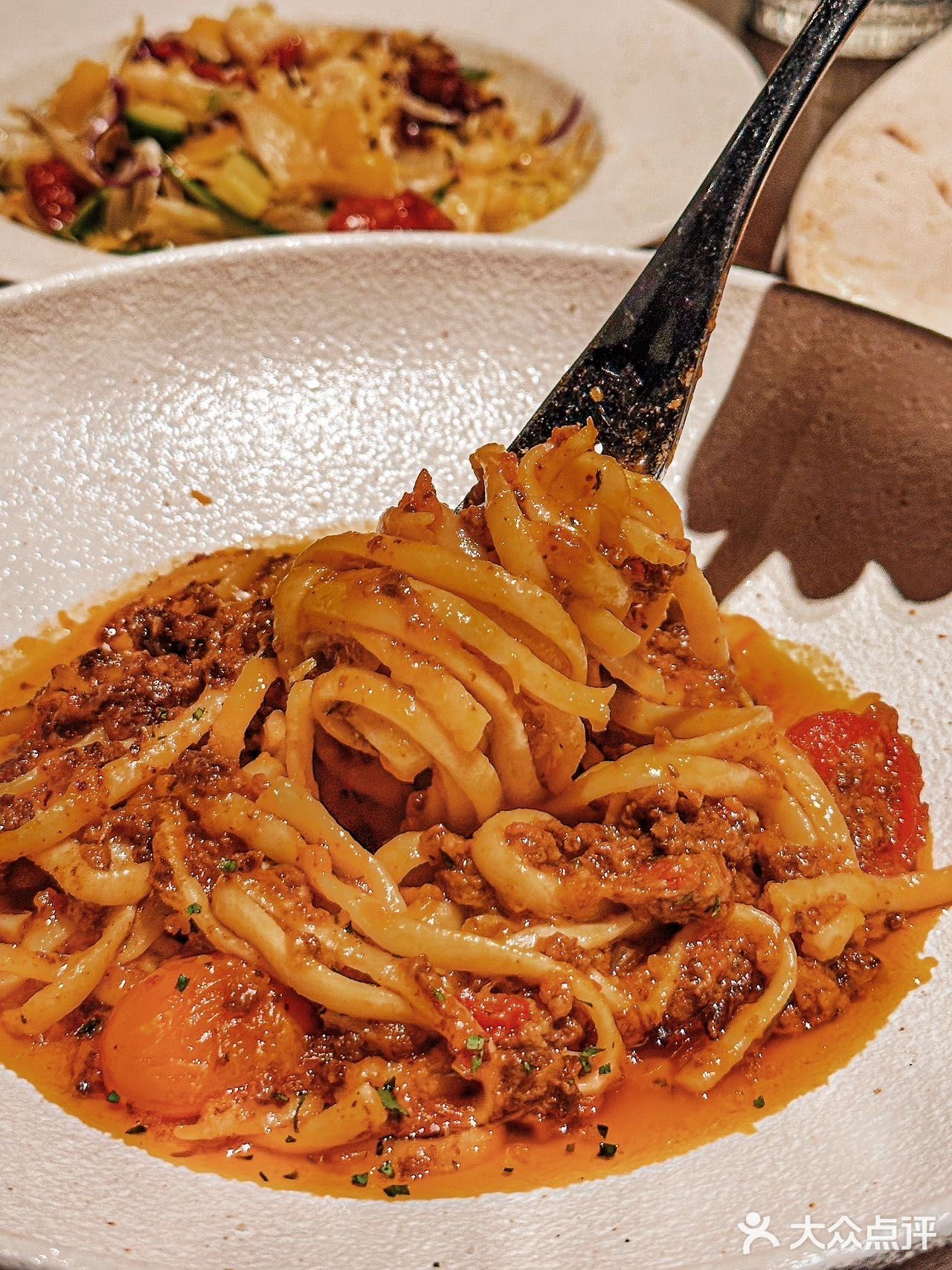 顺德这家约会西餐厅氛围感真的绝美！！🥂