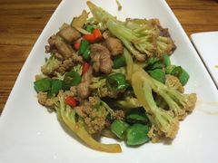 -苹果树下艺术餐厅(宋庄店)
