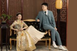 点击看大图 -挪娅婚纱摄影皇家会所