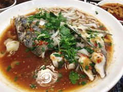 剁椒鱼头-岳季煎饺