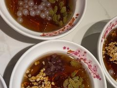 -渝是乎酸菜鱼·川渝小炒(新世界百货望京店)