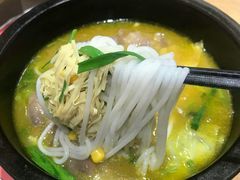 -妈妈故事米线(市府恒隆店)