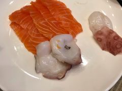 -飨食汇全日制餐厅·昆山皇冠假日酒店(九方店)