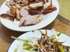 -铁东熏肉大饼铺老二马路黑牌子