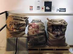 -red donkey coffee