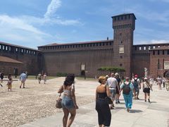 -斯福尔扎古堡