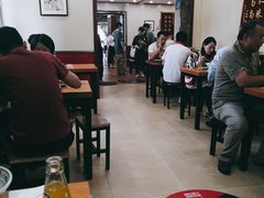 大堂-门框胡同百年卤煮(新街口店)