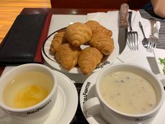 牛角可颂-斗牛士牛排餐厅(嘉里汇店)