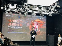 -贺加贝化妆美甲培训学校