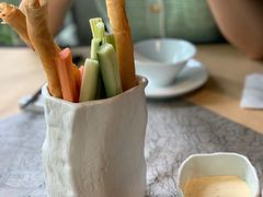 -穹六人间 people 6(岳阳路店)