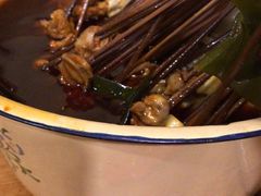 -拈签一笑黄牛肉辣卤串串