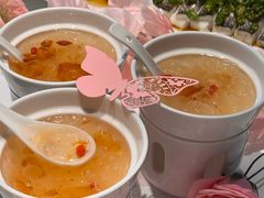 -珈境湖畔餐厅·湖北菜·江浙菜•樱花季(西北湖店)