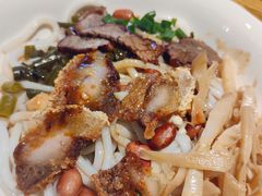 -牛八宝桂林米粉(八里庄店)