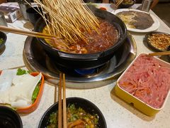 特色红锅-钢管厂歆瑞源油卤串串香(春熙路太古里店)